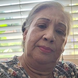 Meet your Posher, Helena